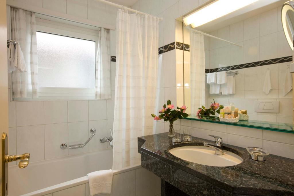 Romantik Hotel Castello Seeschloss Ascona Phòng bức ảnh